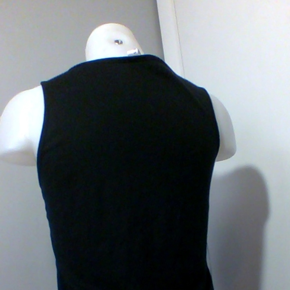 πAPI black tank top - Picture 3 of 4